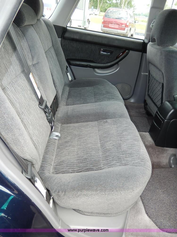 image for item H3019 2002 Subaru Outback