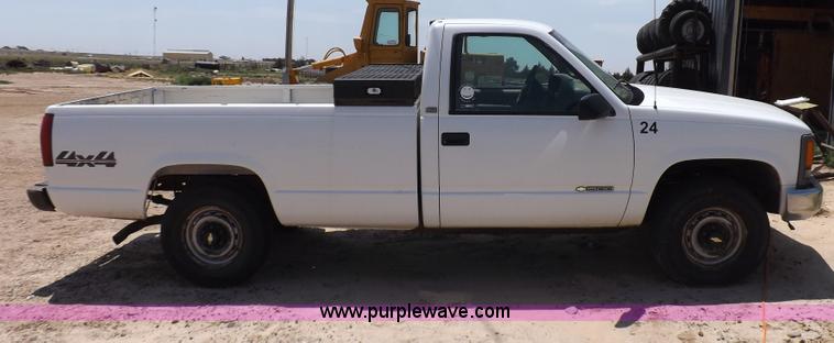 image for item H7171 1997 Chevrolet Cheyenne 1500 pickup truck