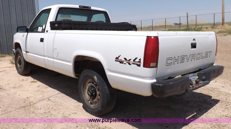 image for item H7171 1997 Chevrolet Cheyenne 1500 pickup truck