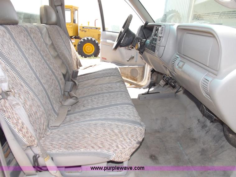 image for item H7171 1997 Chevrolet Cheyenne 1500 pickup truck