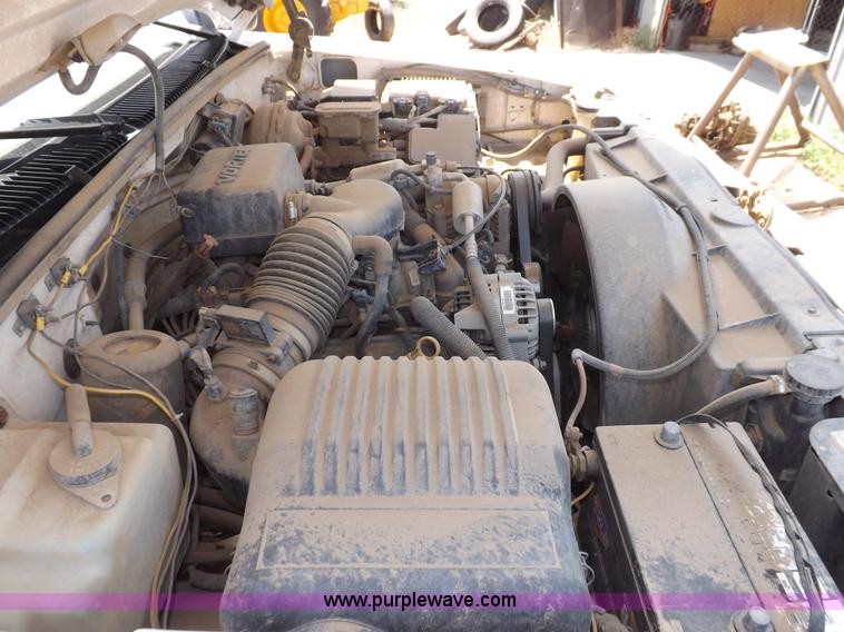 image for item H7171 1997 Chevrolet Cheyenne 1500 pickup truck