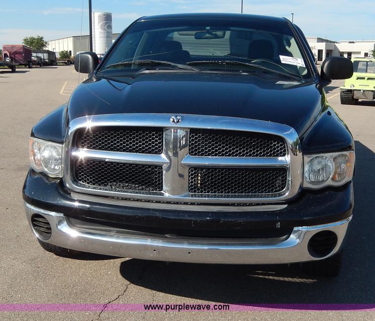 image for item I4458 2005 Dodge Ram 1500 pickup truck
