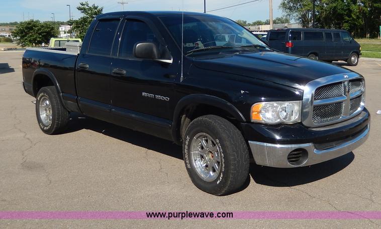 image for item I4458 2005 Dodge Ram 1500 pickup truck