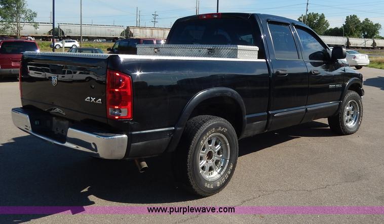 image for item I4458 2005 Dodge Ram 1500 pickup truck