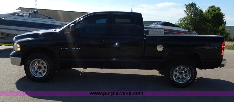 image for item I4458 2005 Dodge Ram 1500 pickup truck