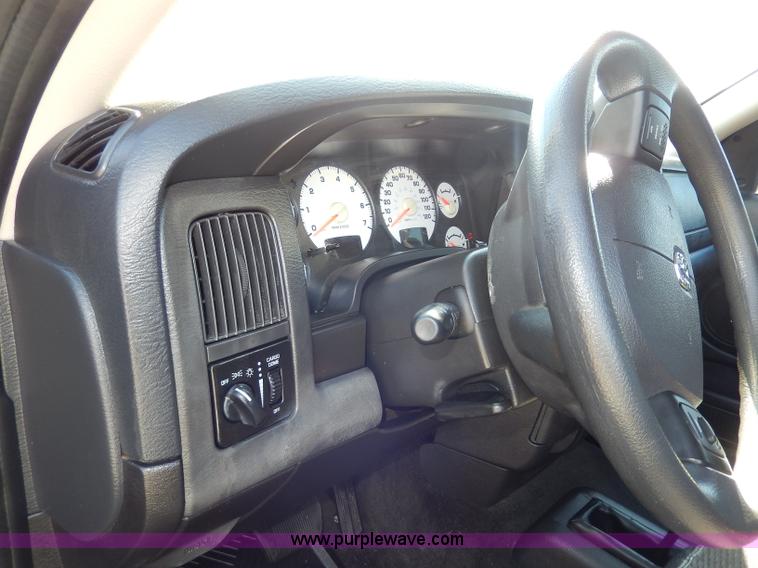 image for item I4458 2005 Dodge Ram 1500 pickup truck