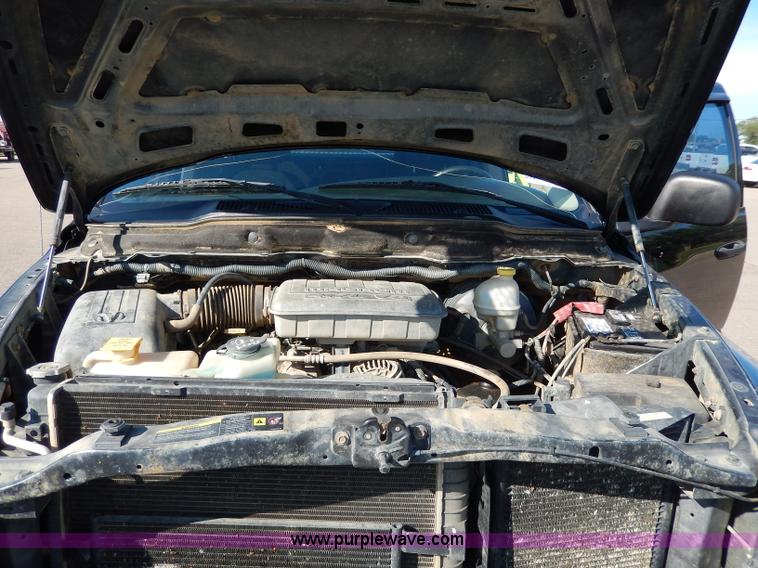 image for item I4458 2005 Dodge Ram 1500 pickup truck