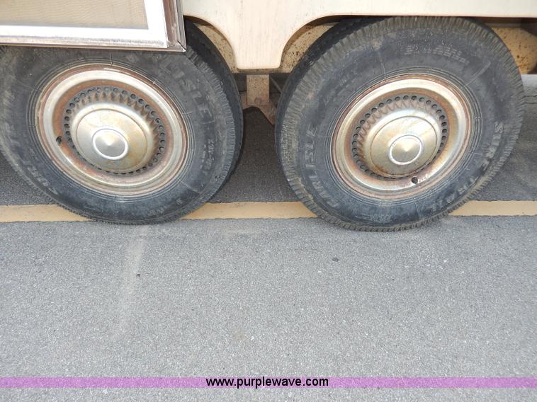 image for item I4470 1984 Nuwa Hitchhiker 28.5' fifth wheel camper