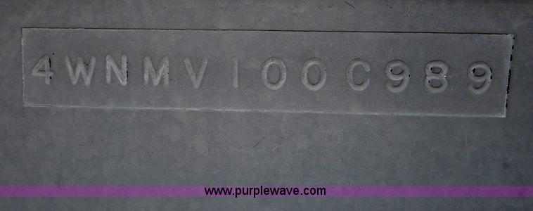 image for item I4471 1989 Four Winns 245 Vista boat