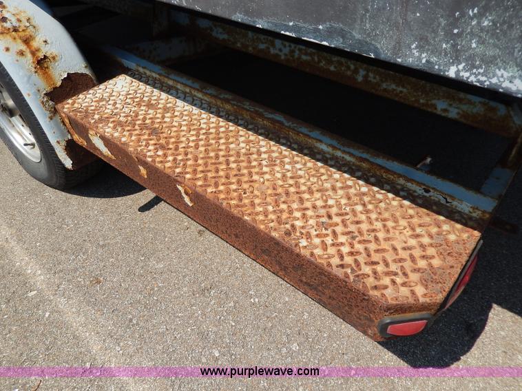 image for item I4471 1989 Four Winns 245 Vista boat