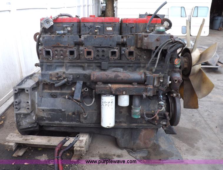 image for item I7710 Cummins N14 six cylinder diesel engine