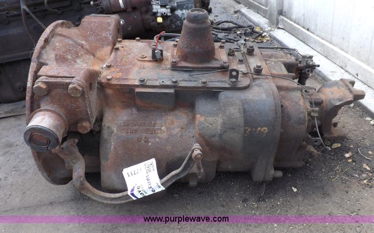 image for item I7711 Eaton Fuller Super 10 transmission