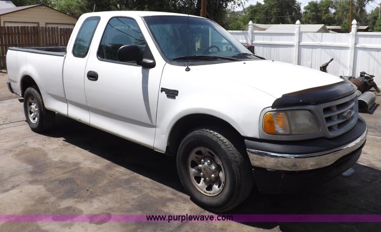 image for item I7714 1999 Ford F250 SuperCab pickup truck