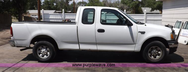 image for item I7714 1999 Ford F250 SuperCab pickup truck