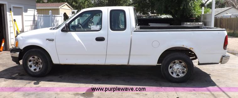 image for item I7714 1999 Ford F250 SuperCab pickup truck