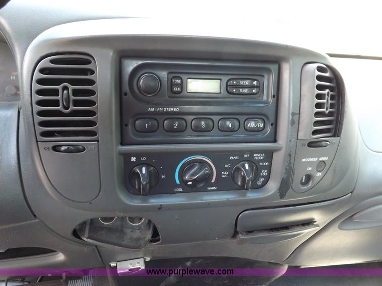 image for item I7714 1999 Ford F250 SuperCab pickup truck