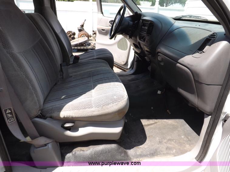 image for item I7714 1999 Ford F250 SuperCab pickup truck