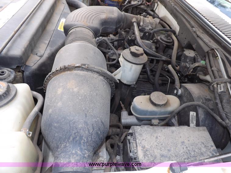 image for item I7714 1999 Ford F250 SuperCab pickup truck