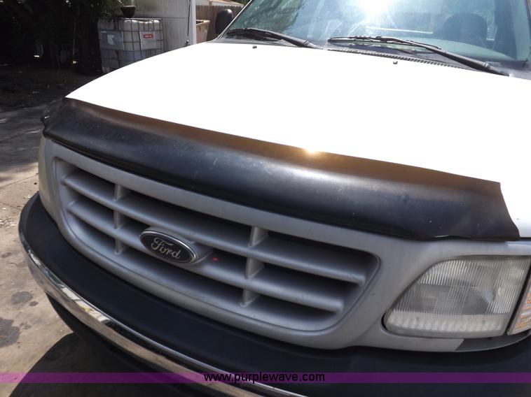 image for item I7714 1999 Ford F250 SuperCab pickup truck