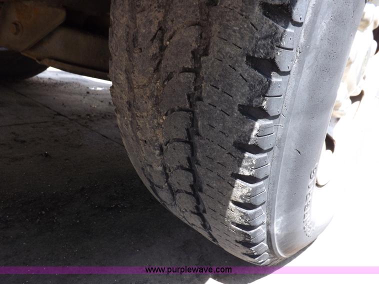 image for item I7714 1999 Ford F250 SuperCab pickup truck