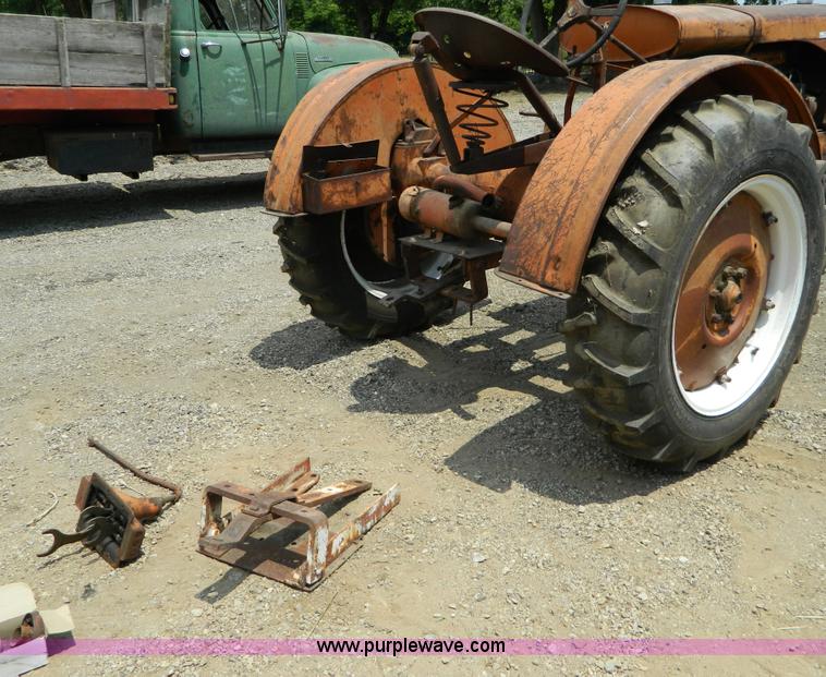 image for item Y9009 1934 Allis Chalmers WC tractor
