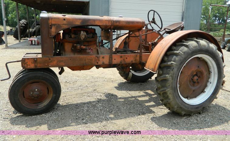 image for item Y9009 1934 Allis Chalmers WC tractor