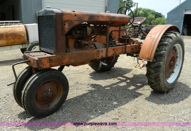 image for item Y9009 1934 Allis Chalmers WC tractor