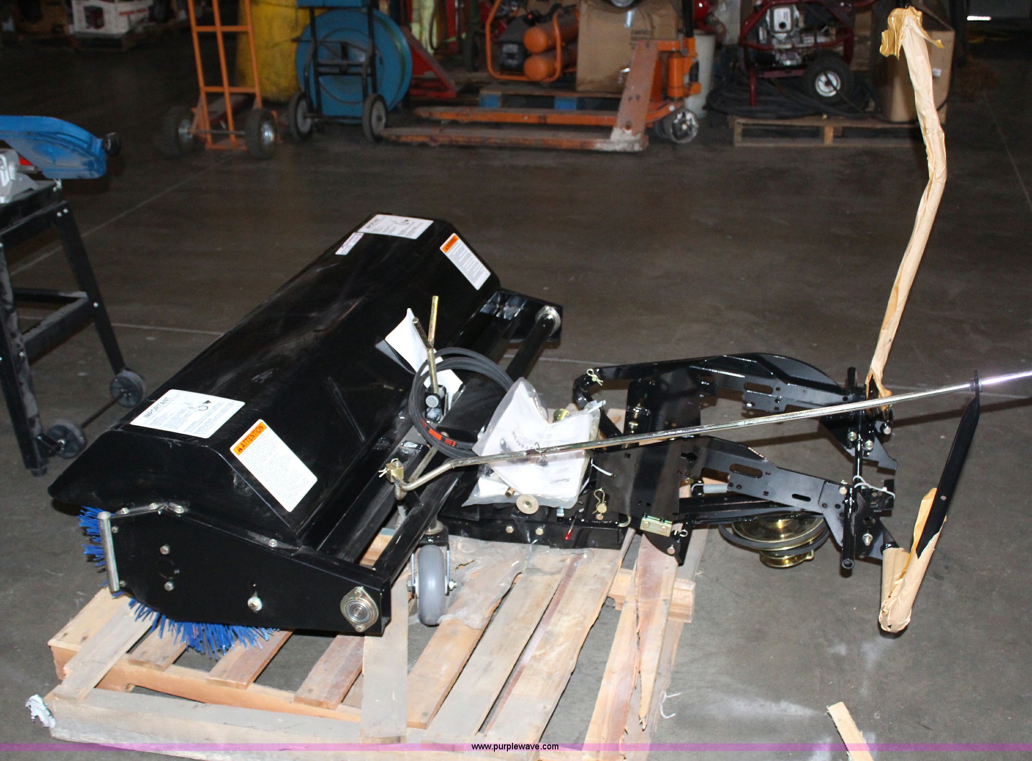 Craftsman 48" rotary broom attachment in Spring Hill, KS Item AU9141