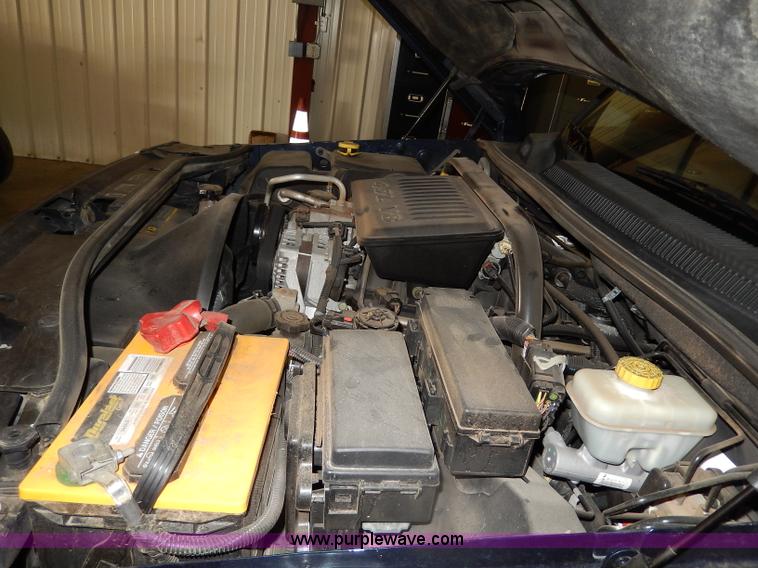 image for item H3008 2006 Jeep Commander SUV<br />Non-repairable title, parts only