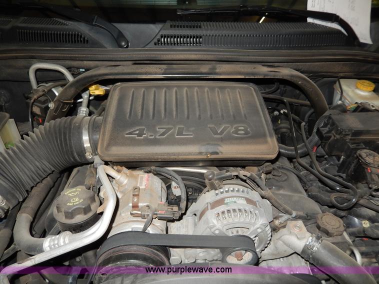 image for item H3008 2006 Jeep Commander SUV<br />Non-repairable title, parts only