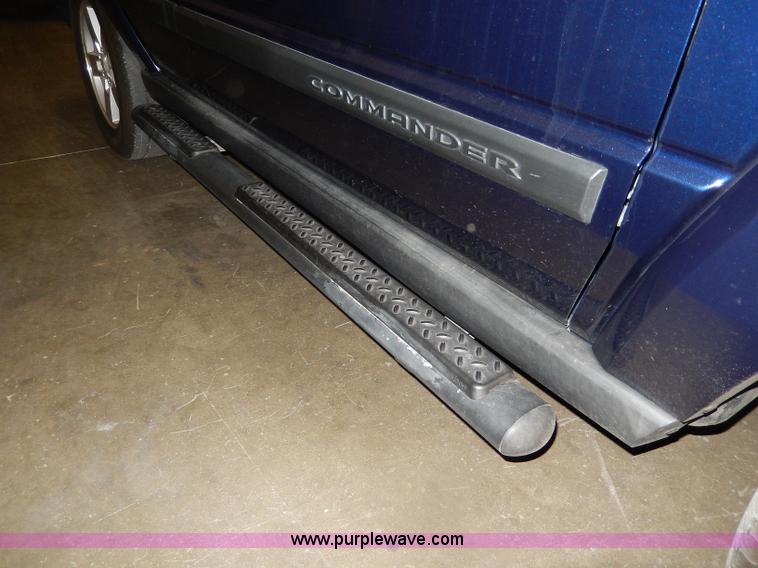 image for item H3008 2006 Jeep Commander SUV<br />Non-repairable title, parts only