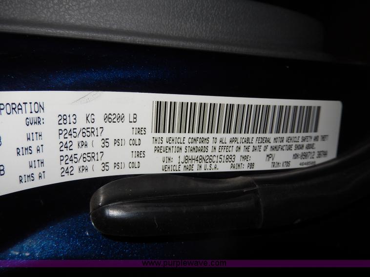 image for item H3008 2006 Jeep Commander SUV<br />Non-repairable title, parts only