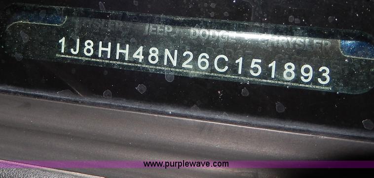 image for item H3008 2006 Jeep Commander SUV<br />Non-repairable title, parts only