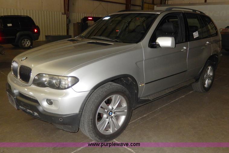 image for item I4474 2005 BMW X5 SUV<br />Non-repairable title, parts only