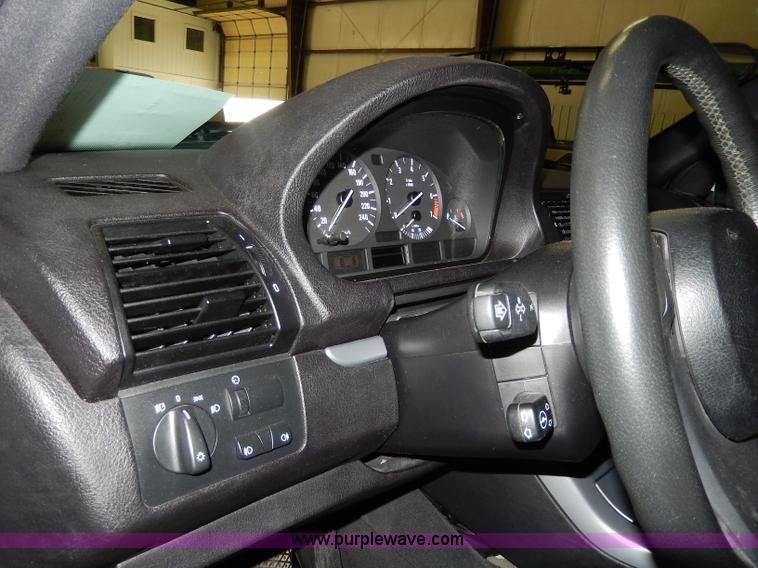 image for item I4474 2005 BMW X5 SUV<br />Non-repairable title, parts only