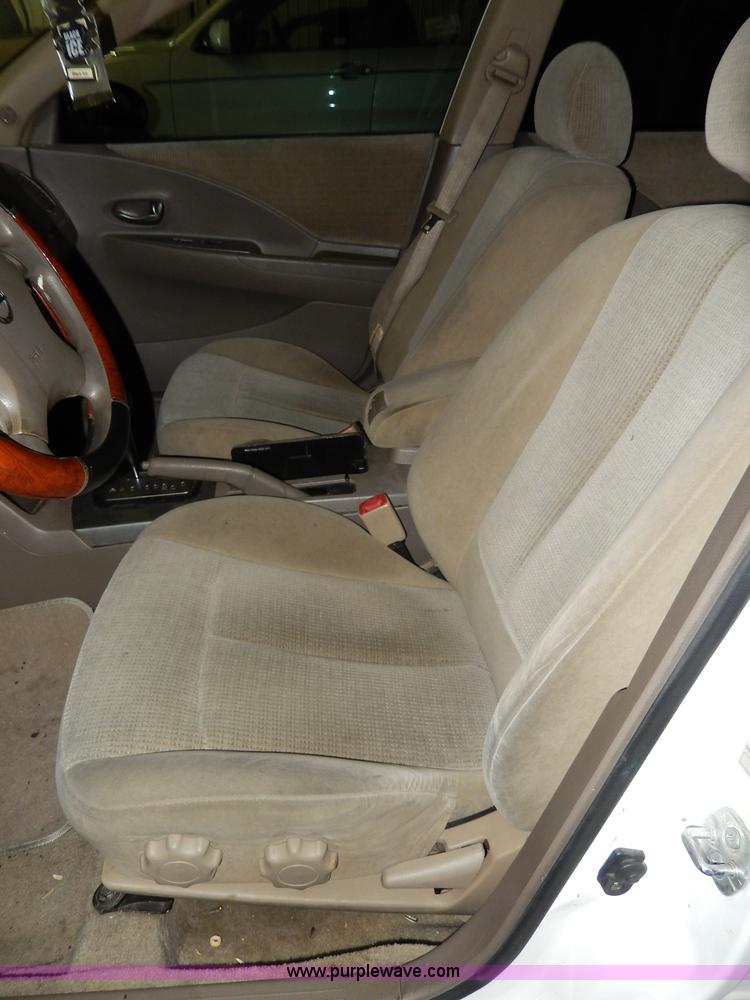 image for item I4475 2003 Nissan Altima <br />Non-repairable title, parts only