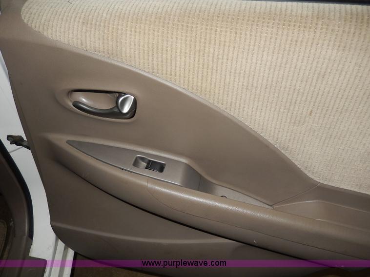 image for item I4475 2003 Nissan Altima <br />Non-repairable title, parts only