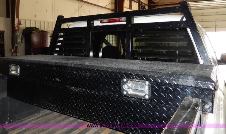 image for item I4476 1999 Chevrolet Silverado 2500 LS Extended Cab pickup truck