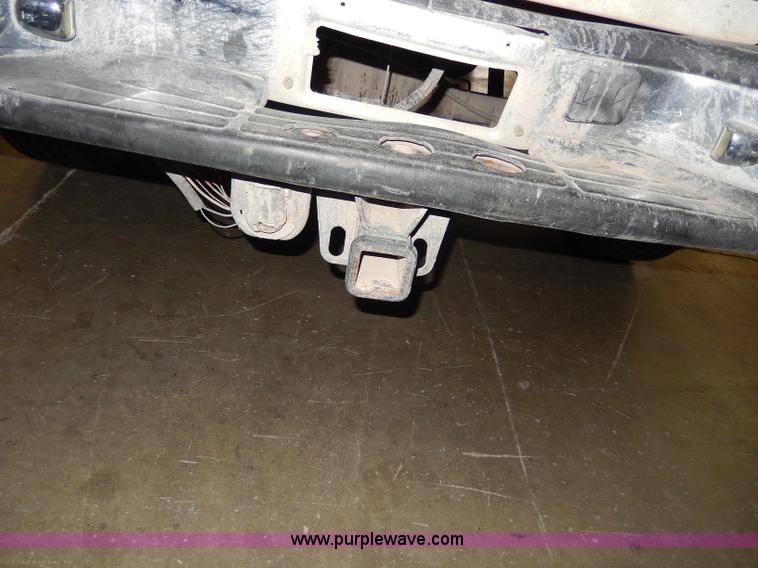 image for item I4476 1999 Chevrolet Silverado 2500 LS Extended Cab pickup truck