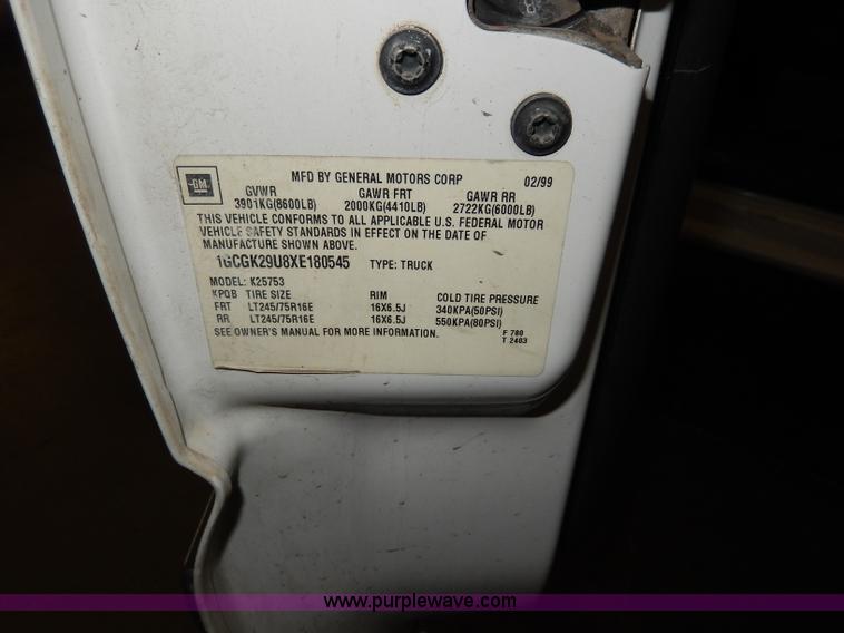 image for item I4476 1999 Chevrolet Silverado 2500 LS Extended Cab pickup truck