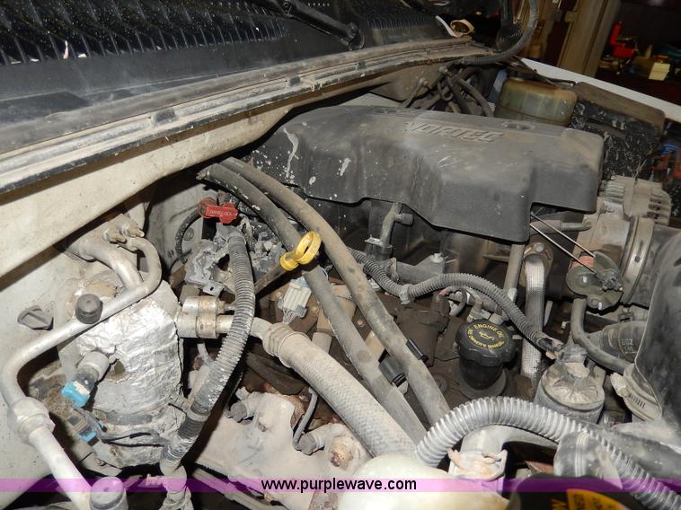 image for item I4476 1999 Chevrolet Silverado 2500 LS Extended Cab pickup truck