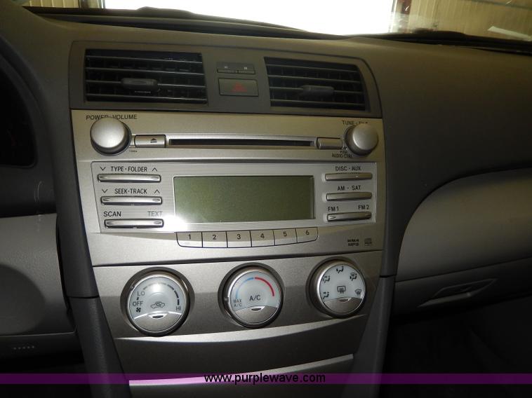 image for item I4477 2011 Toyota Camry LE <br />Non-repairable title, parts only