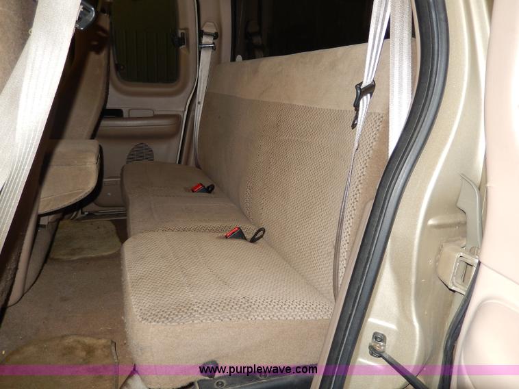 image for item I4479 1999 Ford F150 XLT SuperCab pickup truck