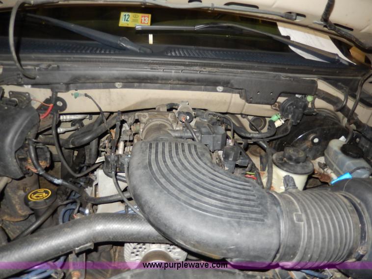 image for item I4479 1999 Ford F150 XLT SuperCab pickup truck