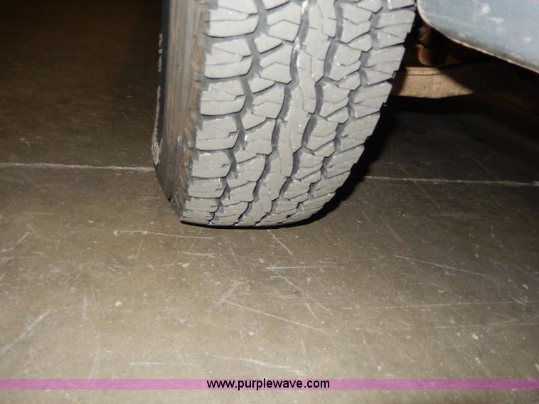 image for item I4479 1999 Ford F150 XLT SuperCab pickup truck