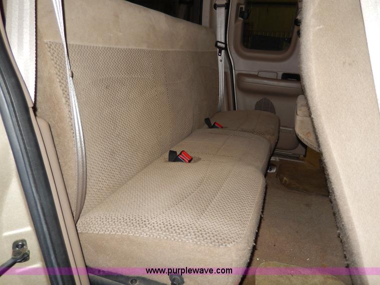 image for item I4479 1999 Ford F150 XLT SuperCab pickup truck