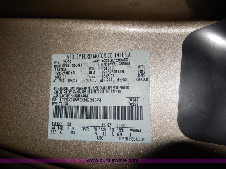 image for item I4479 1999 Ford F150 XLT SuperCab pickup truck