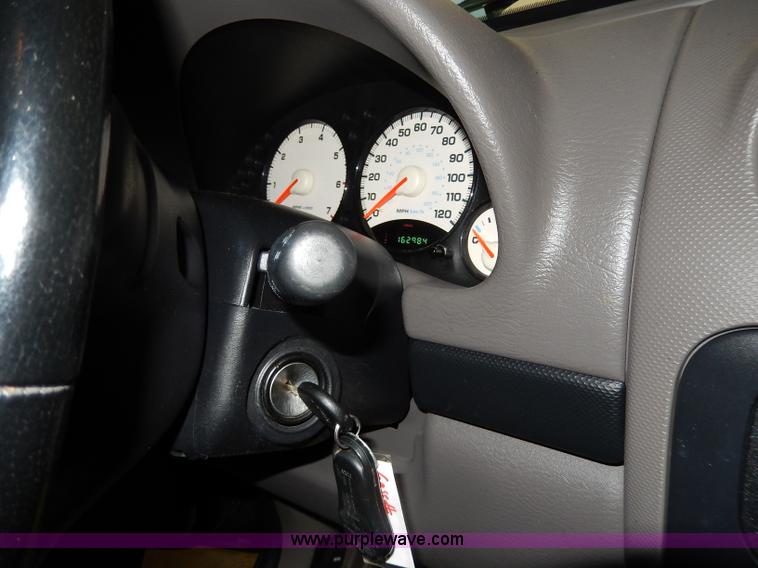 image for item I4480 2002 Jeep Liberty Sport SUV