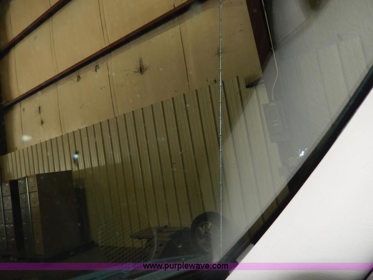 image for item I4480 2002 Jeep Liberty Sport SUV