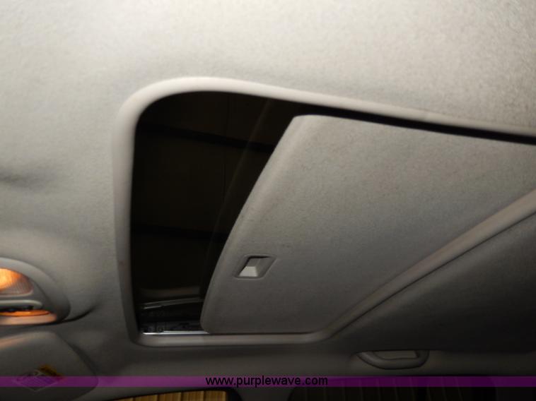 image for item I4480 2002 Jeep Liberty Sport SUV